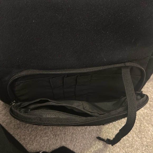 The Brevitē Backpack - Picture 4 of 5